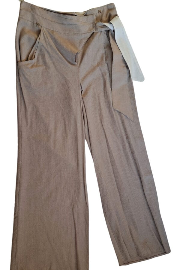 Luna-Svetle-Elegantne-Pantalone-rasprodaja.co